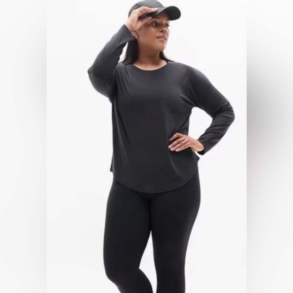 New Athleta 2X With Ease Long Sleeved Top NWT $59